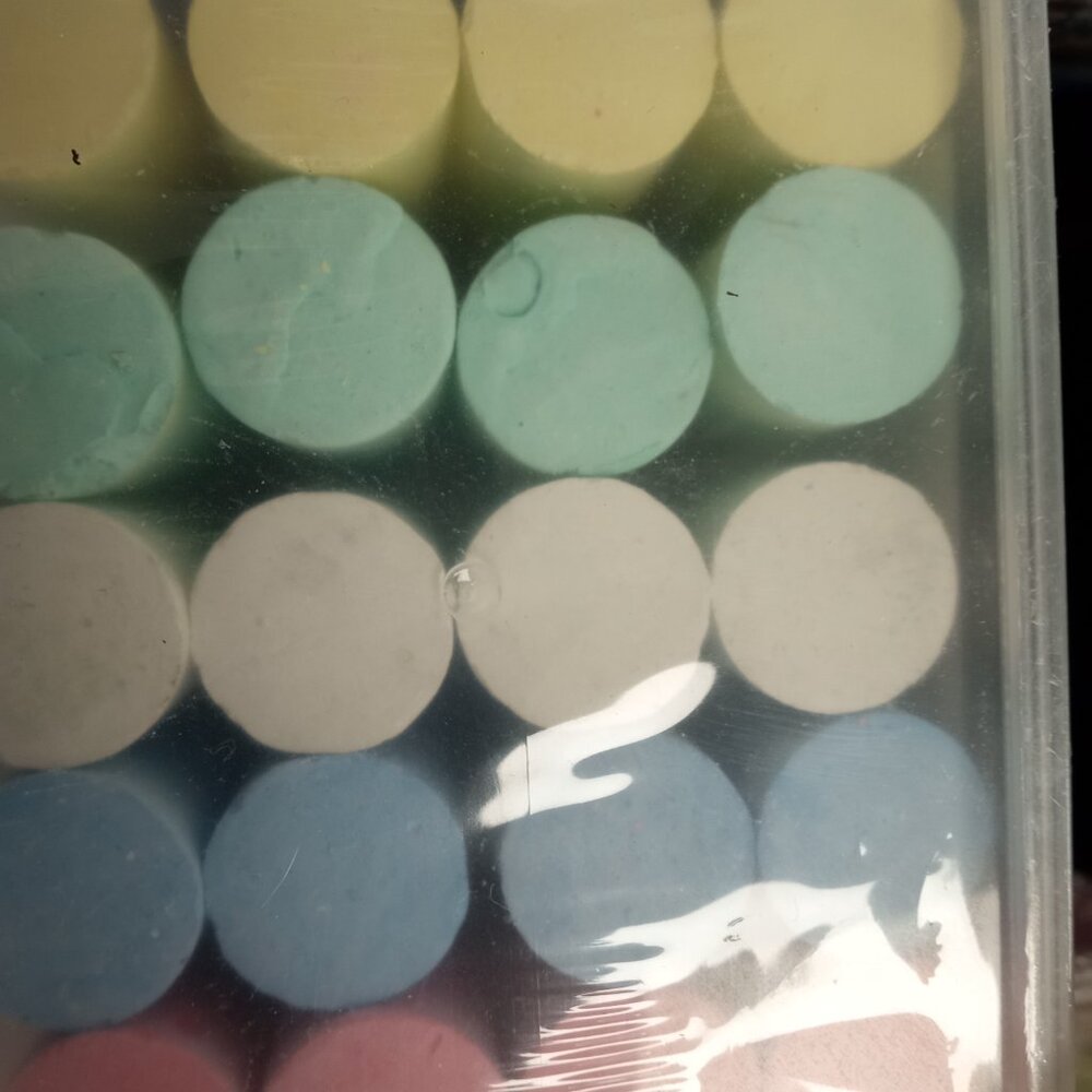 SIDEWALK CHALK